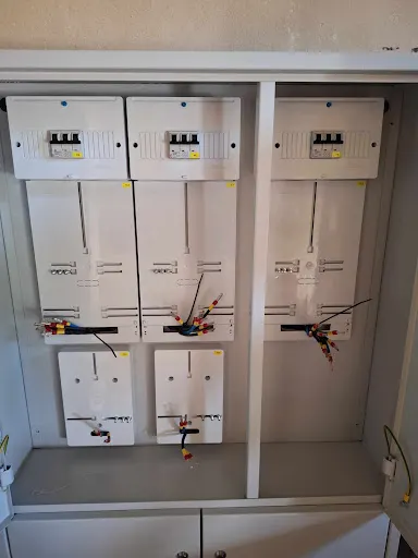 RM Instal - Instalacje elektryczne / Elektryk Śląsk
